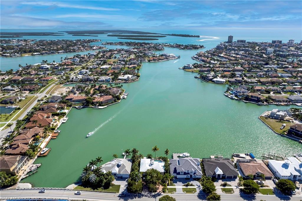 MARCO BEACH - Residential