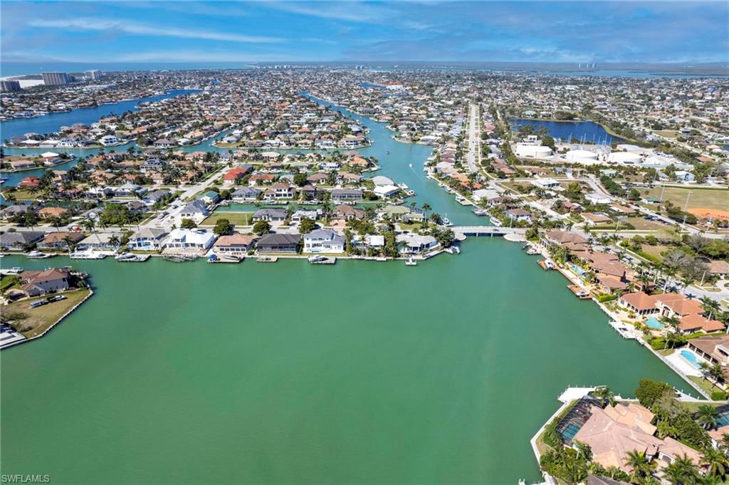 MARCO BEACH - Residential