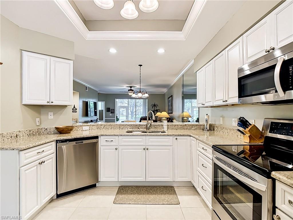 OLDE HICKORY GOLF & COUNTRY CLUB - Residential