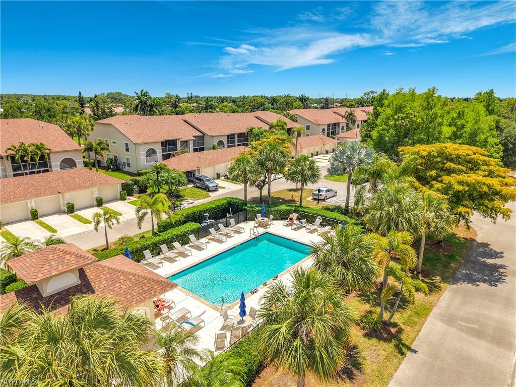 OLDE HICKORY GOLF & COUNTRY CLUB - Residential