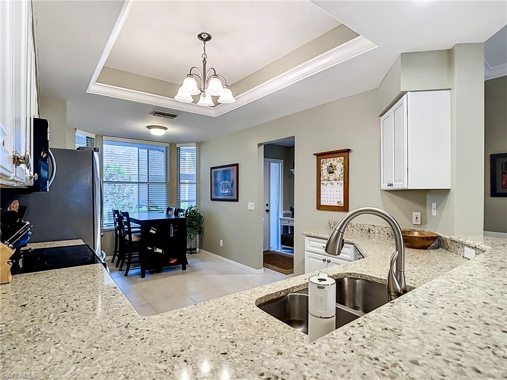 OLDE HICKORY GOLF & COUNTRY CLUB - Residential