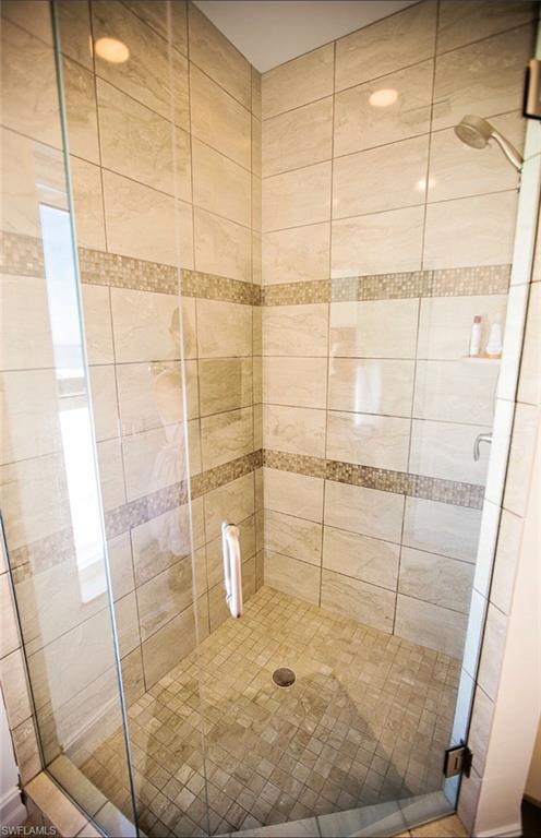 CRESCENT BEACH - Residential