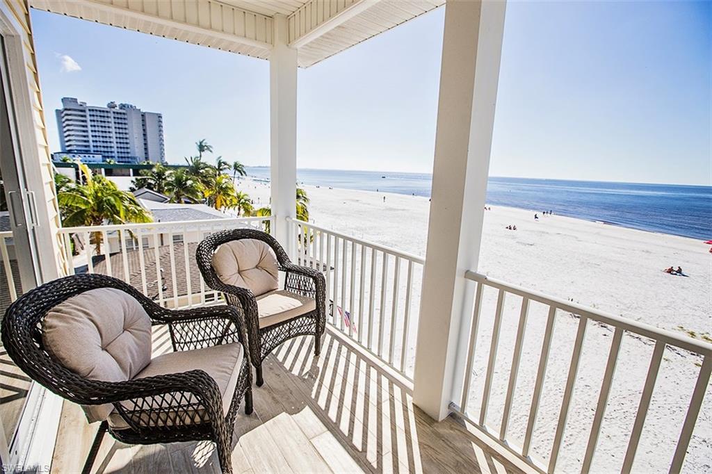 CRESCENT BEACH - Residential