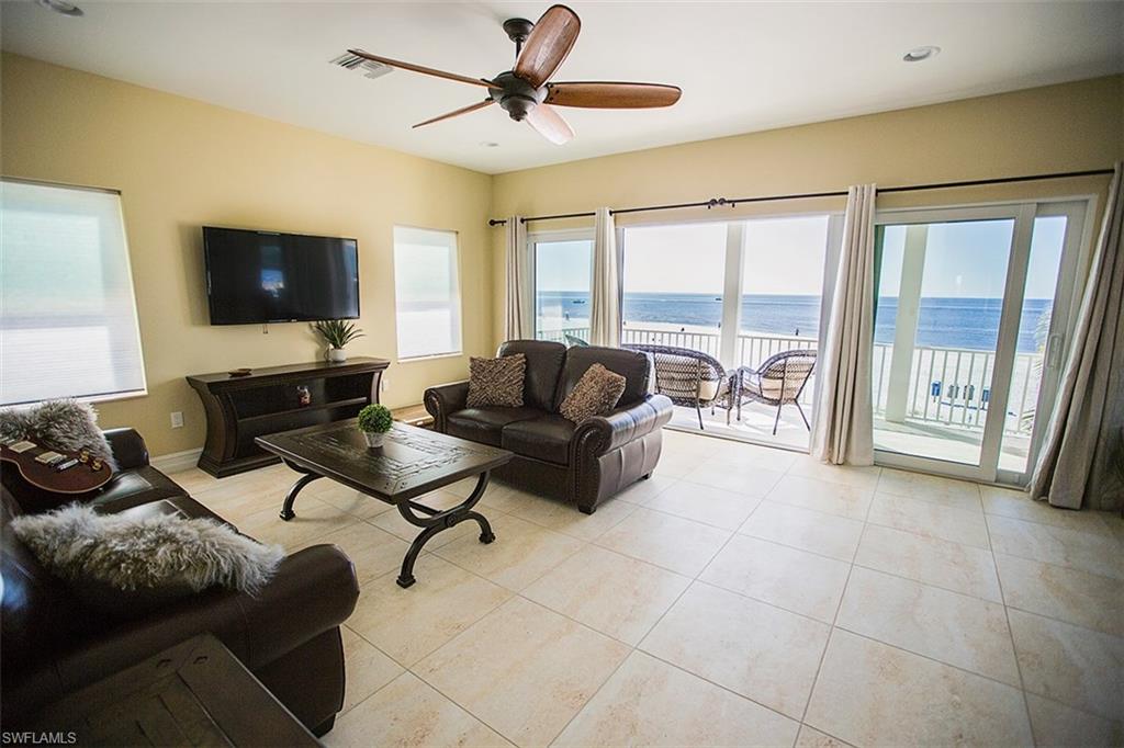 CRESCENT BEACH - Residential