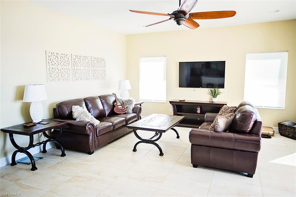 CRESCENT BEACH - Residential