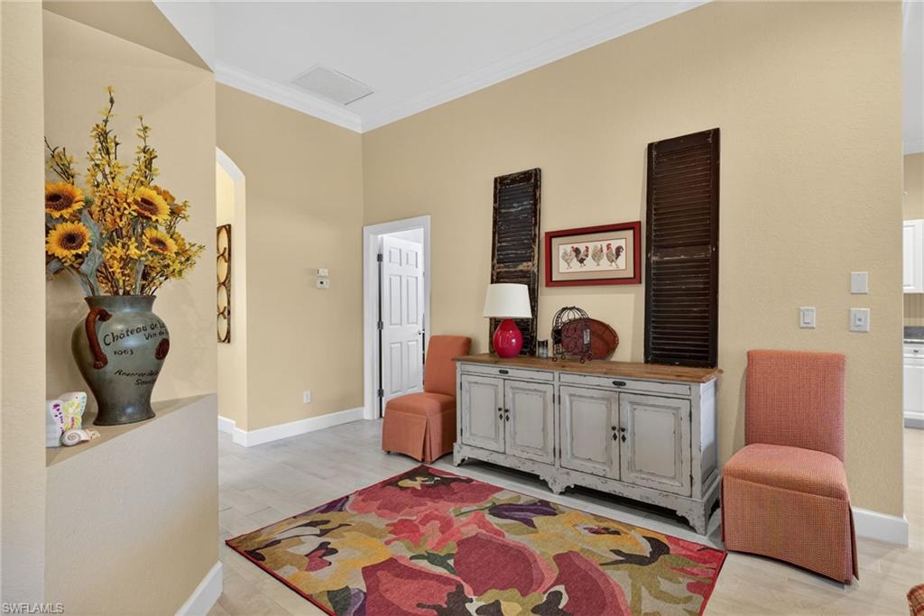 CROWN COLONY - Residential