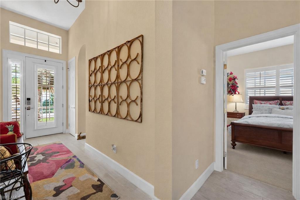 CROWN COLONY - Residential