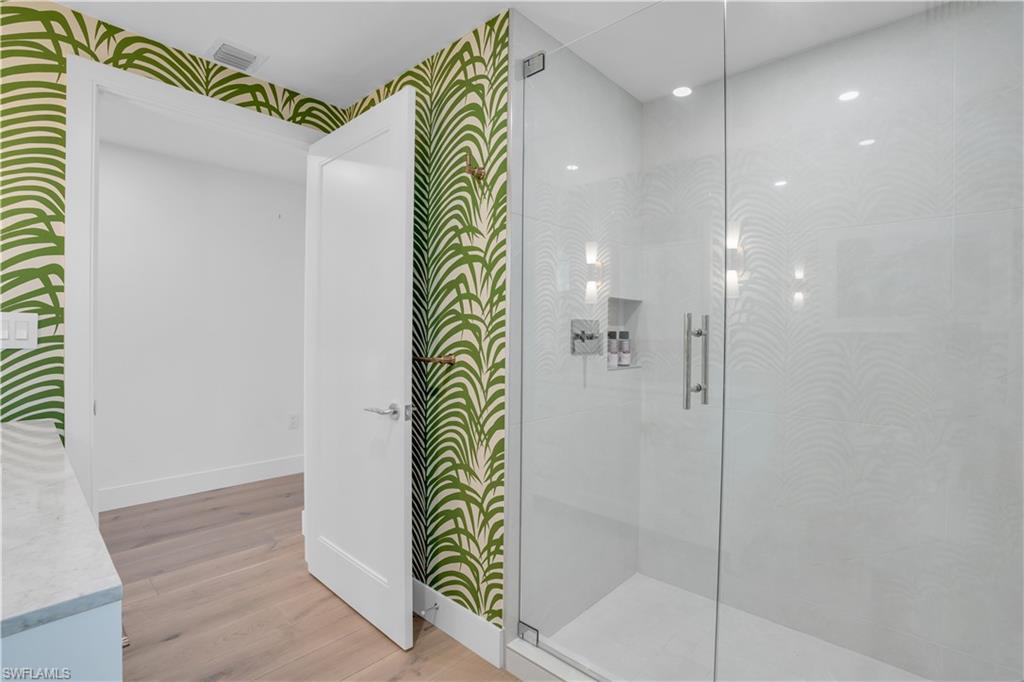 KALEA BAY TOWER 400 - Residential Lease