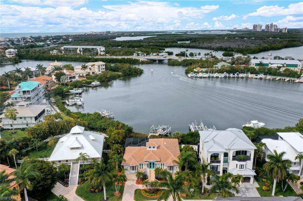 SOUTHPORT ON THE BAY - Residential