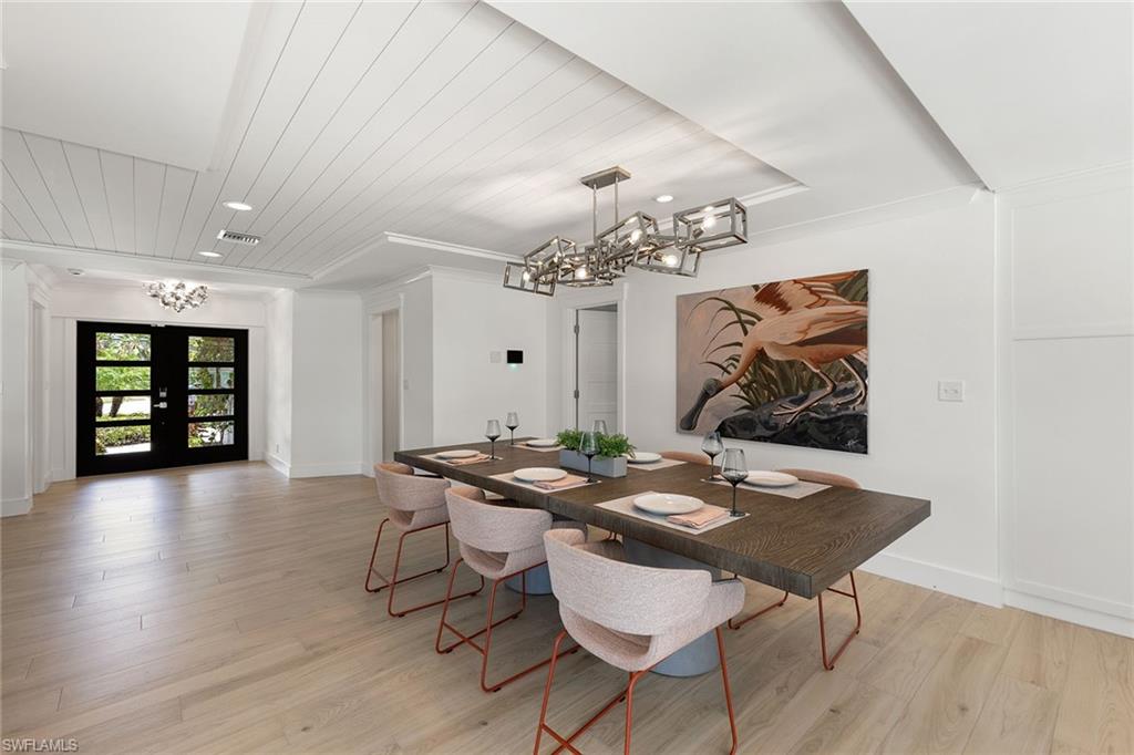1560 Bluefin CT