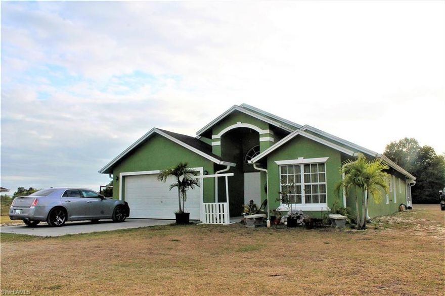 COUNTRY LIVING, CITY STYLING!  Come and you’ll be pleasantly surprised on how this huge home was tastefully done. Sitting on more than an acre lot in Montura Ranches, enjoy the sound of nature at the comfort of your 4 Bed/2 Bath CBS home. With just 1 ½ hour drive from Miami, this fully-fenced property can be a perfect place for your dream country home. Montura Ranches has a community club house, swimming pool, recreation facilities and more. This is definitely a great place to bring up a family or enjoy your retirement.  Don't miss this one! Call now for your private showing!