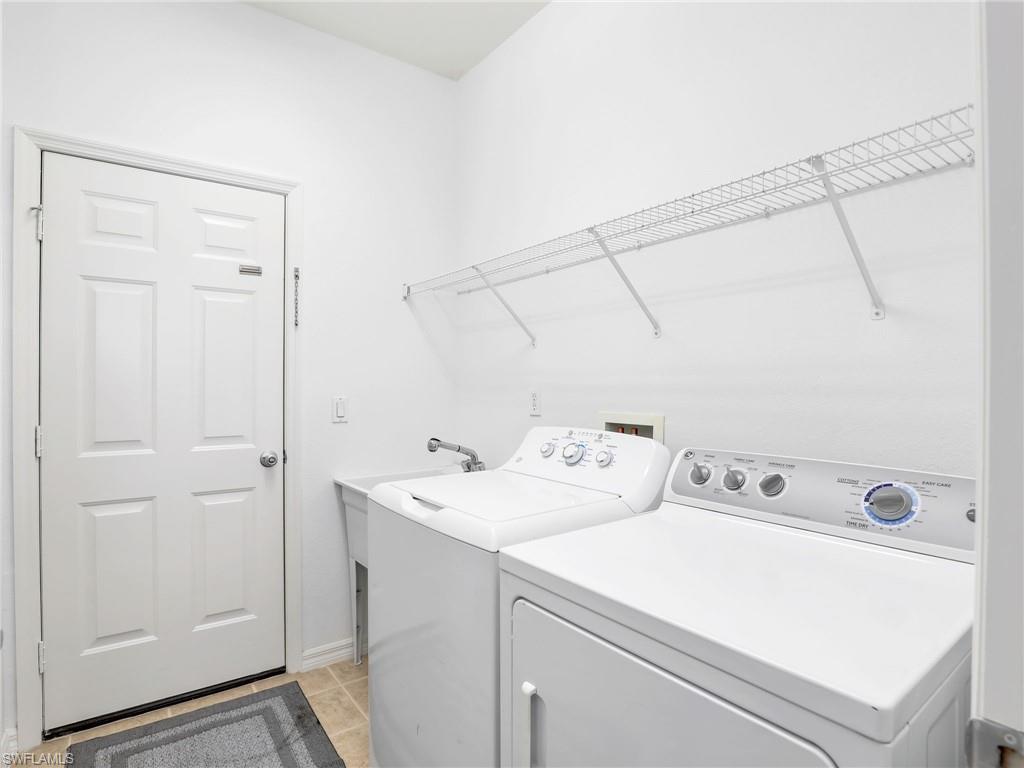 BELLA TERRA - Residential Lease