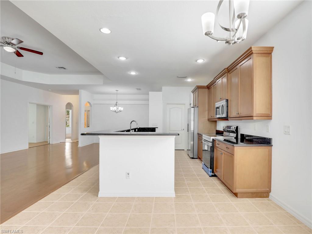 BELLA TERRA - Residential Lease