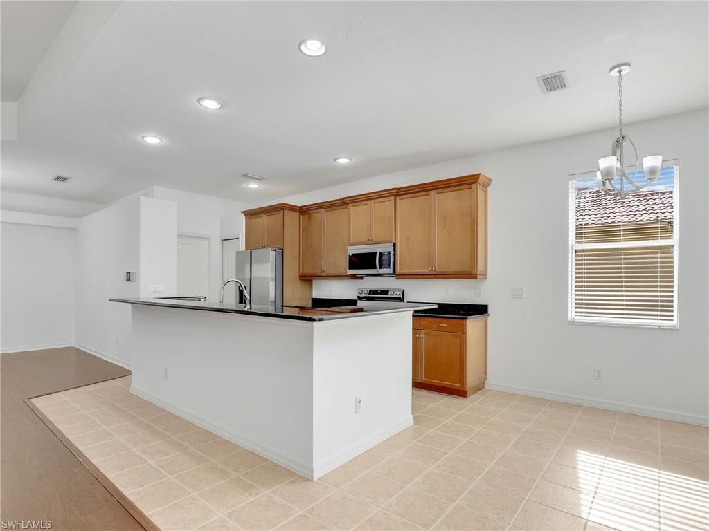 BELLA TERRA - Residential Lease