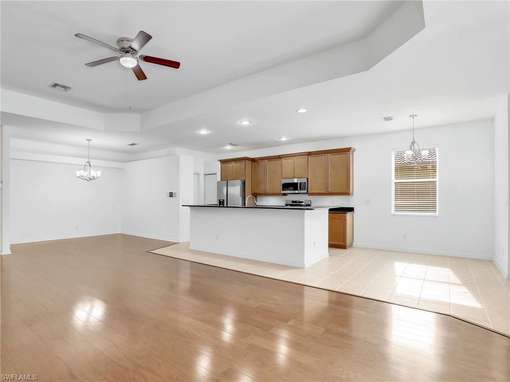 BELLA TERRA - Residential Lease