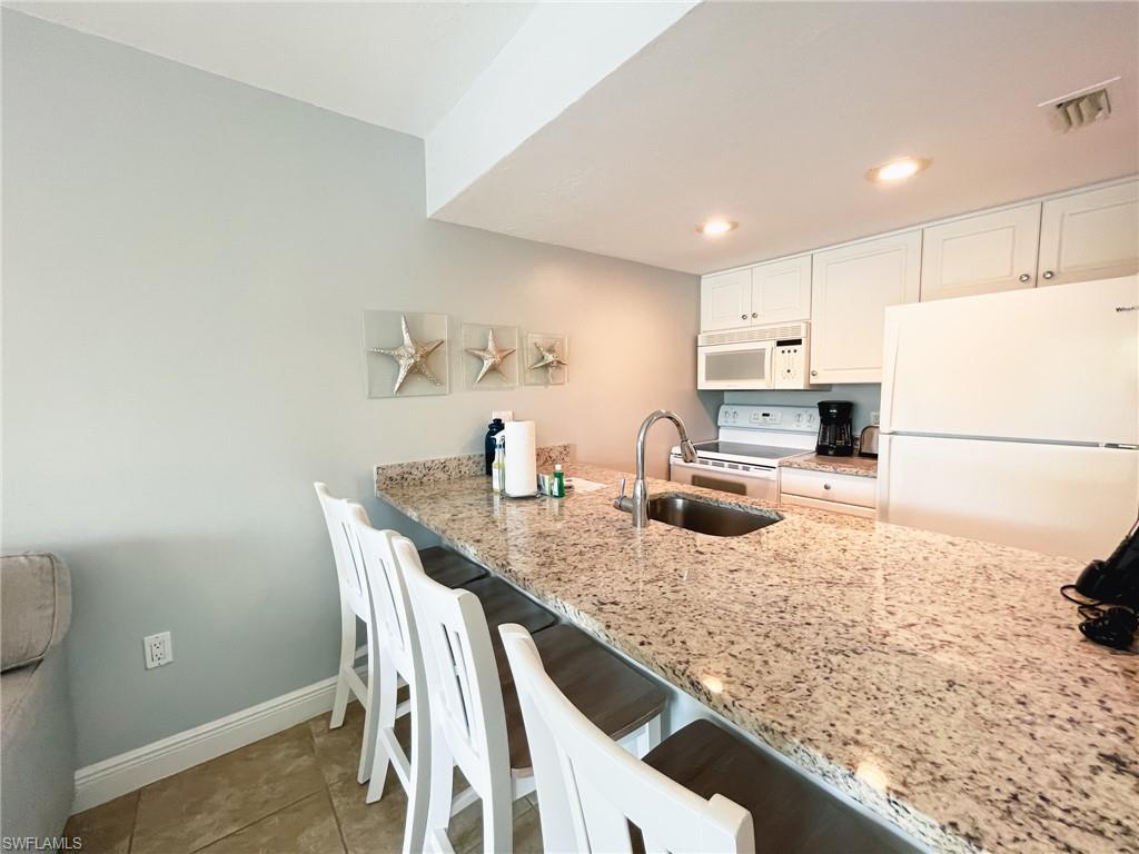 TENNIS VILLAS - Residential