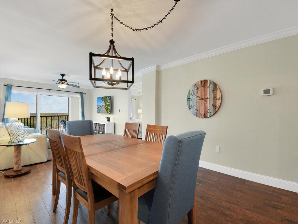 CASA BONITA ROYALE - Residential