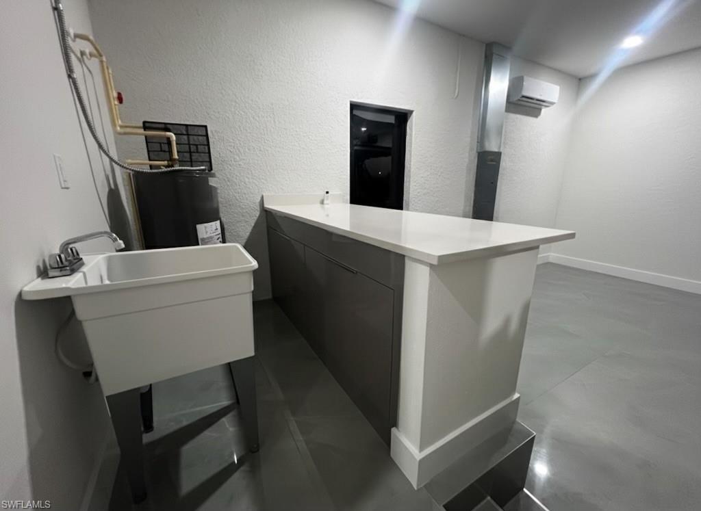 NORTH FORT MYERS - Residential