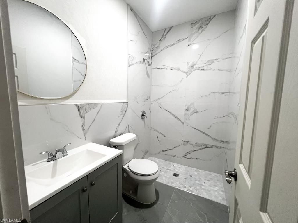 NORTH FORT MYERS - Residential