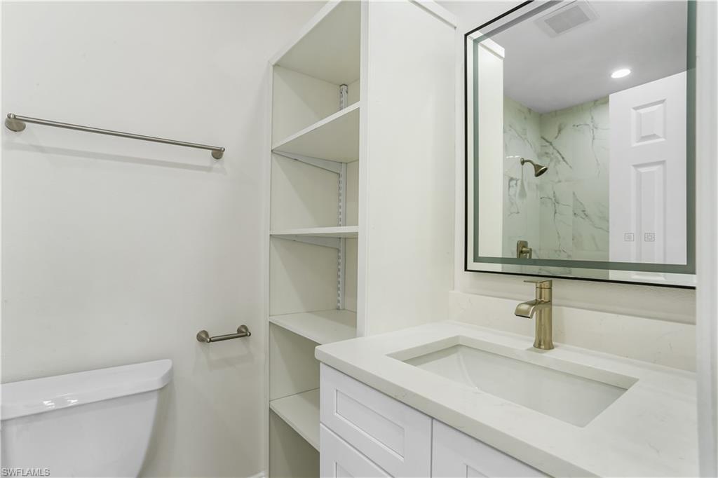 ROYAL WOODS - Residential