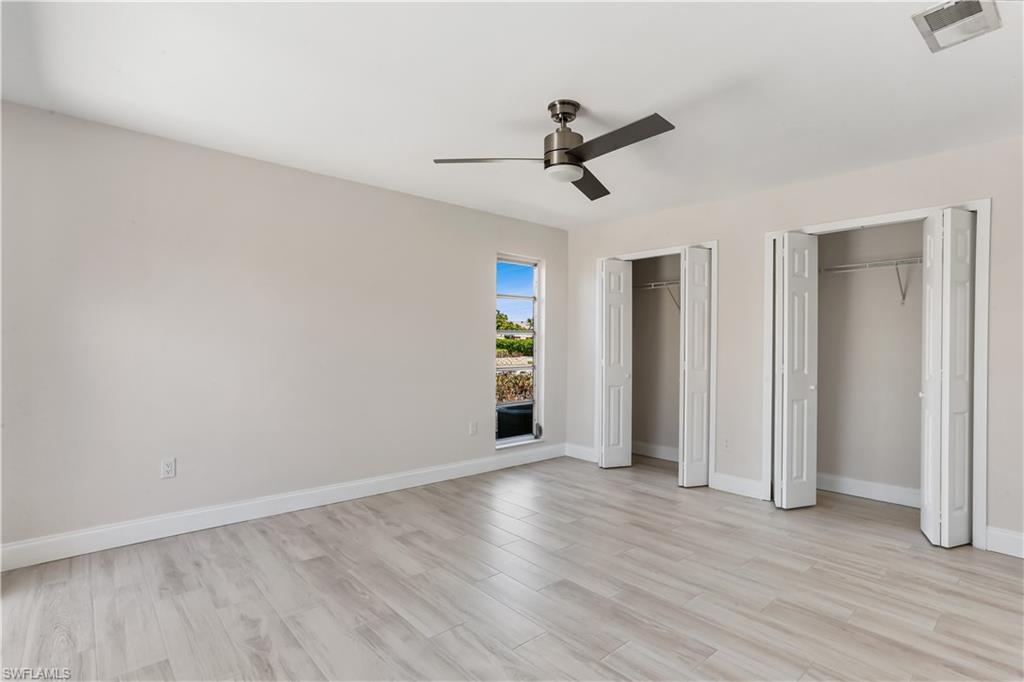 ROYAL WOODS - Residential