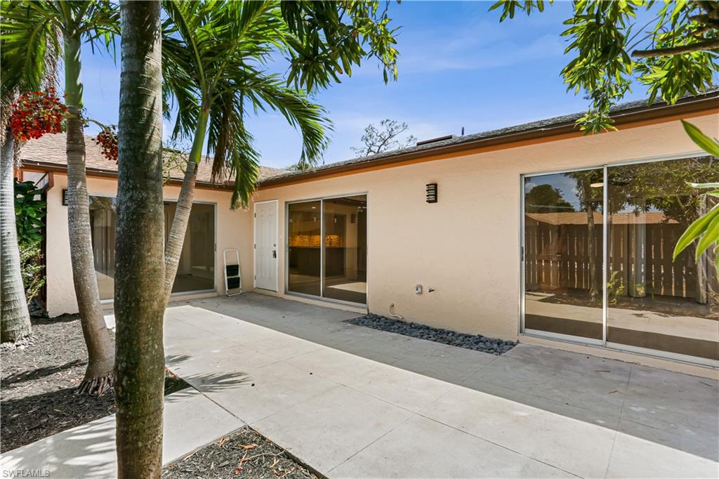 ROYAL WOODS - Residential