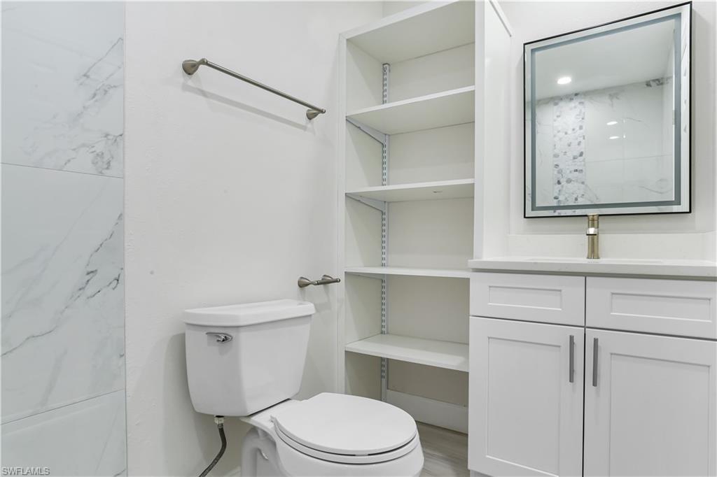 ROYAL WOODS - Residential