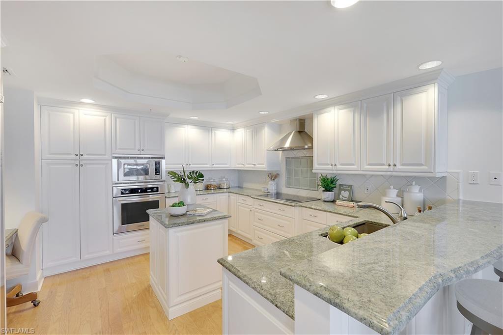 BILTMORE AT BAY COLONY - Residential