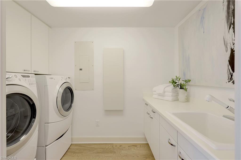 BILTMORE AT BAY COLONY - Residential