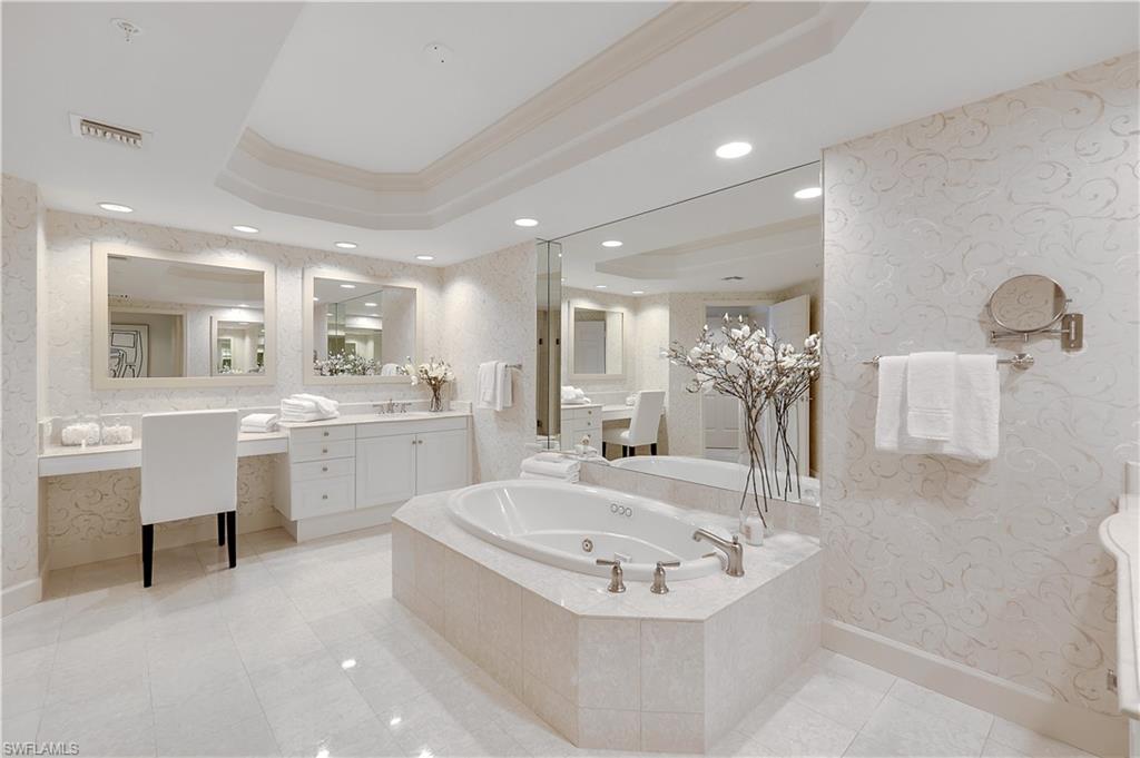 BILTMORE AT BAY COLONY - Residential