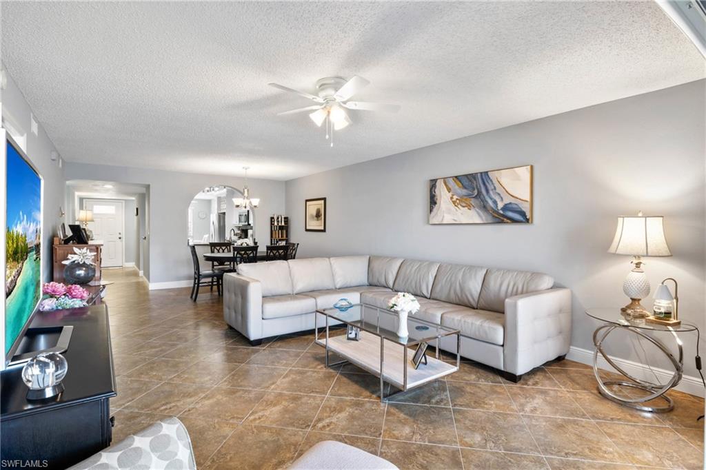 ABBEY ON THE LAKE - Residential