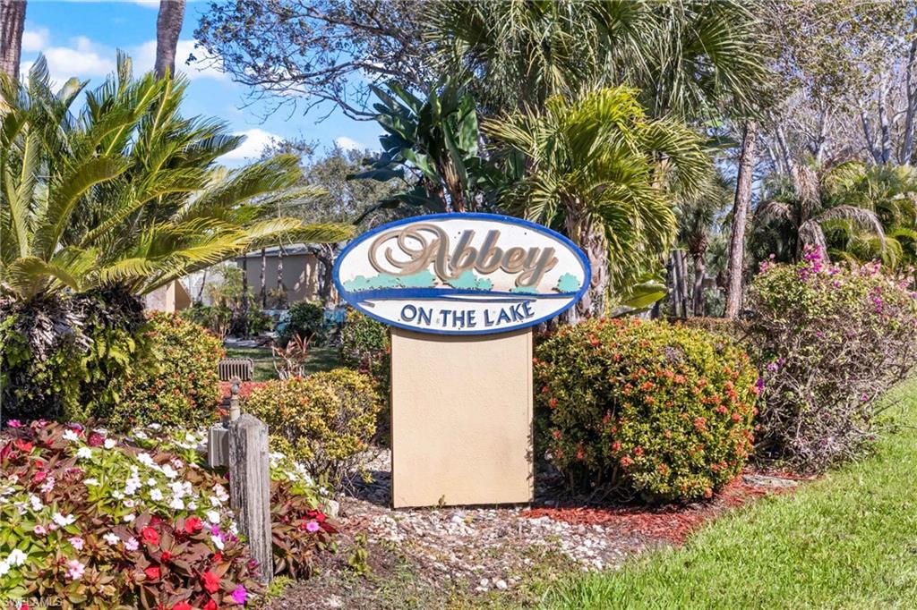 ABBEY ON THE LAKE - Residential