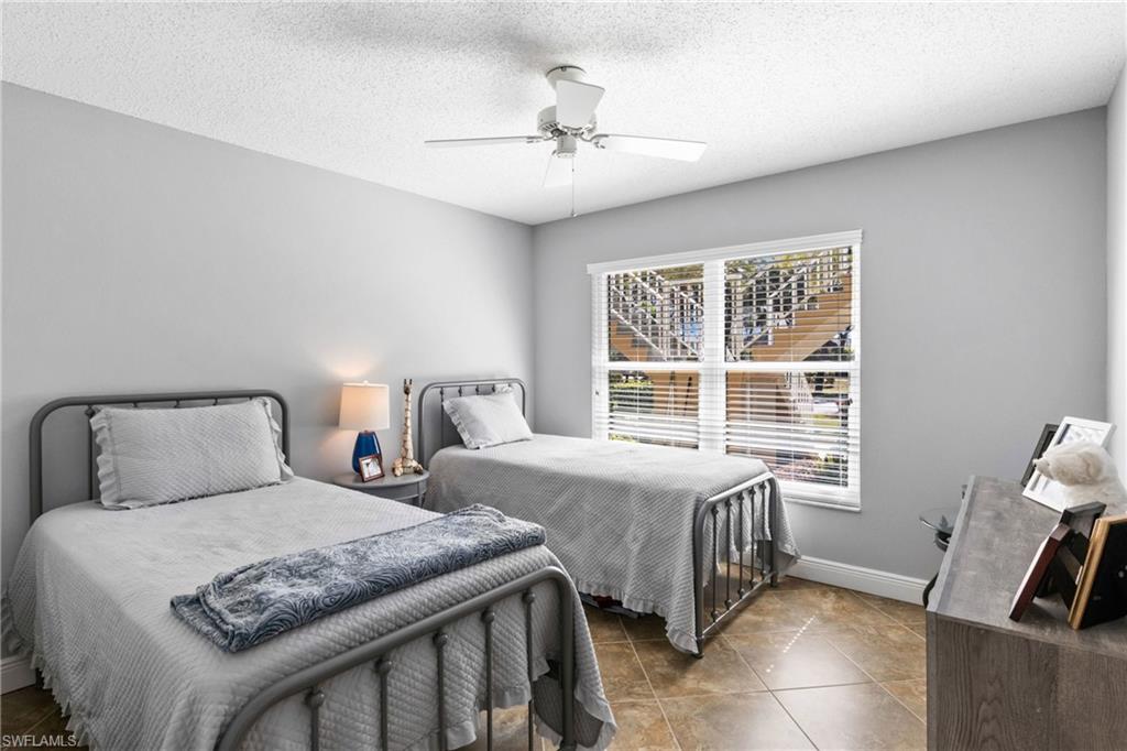 ABBEY ON THE LAKE - Residential