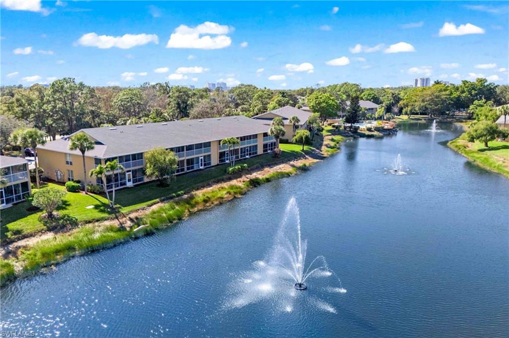 ABBEY ON THE LAKE - Residential