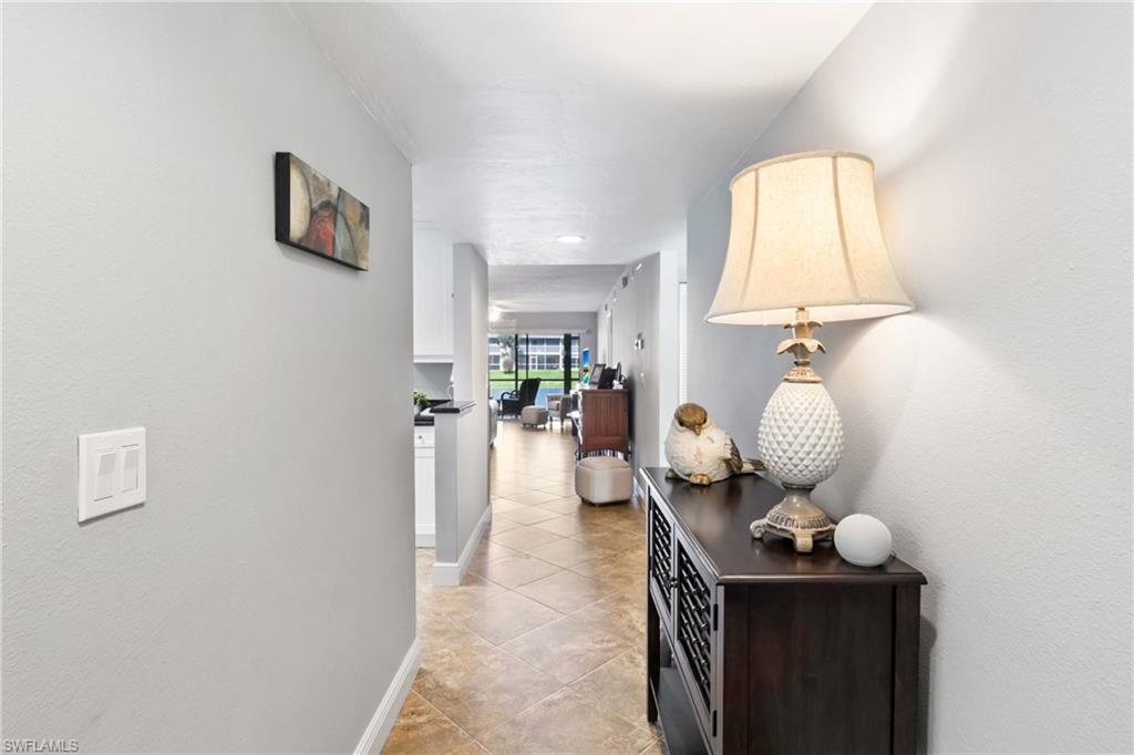 ABBEY ON THE LAKE - Residential