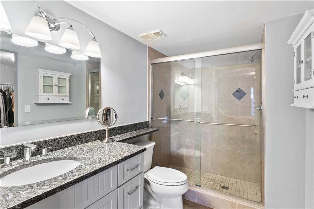 ABBEY ON THE LAKE - Residential