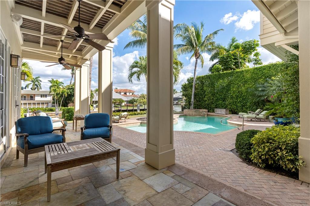 AQUALANE SHORES - Residential