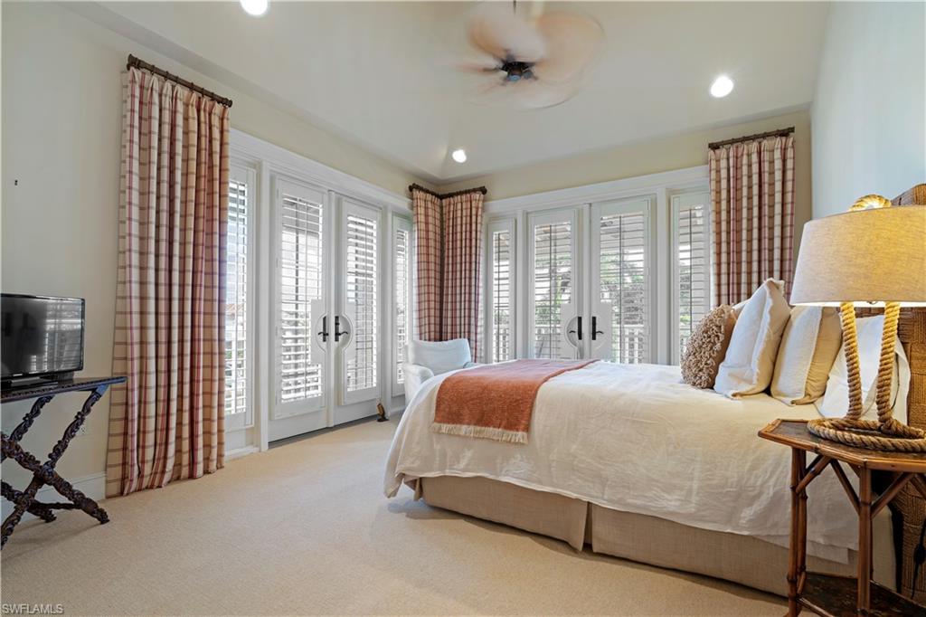 AQUALANE SHORES - Residential