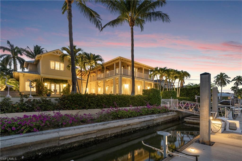 AQUALANE SHORES - Residential