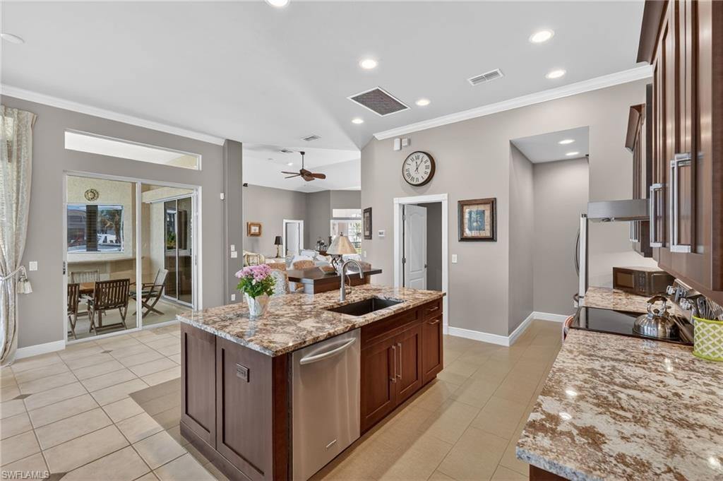 MARCO ISLAND - Residential