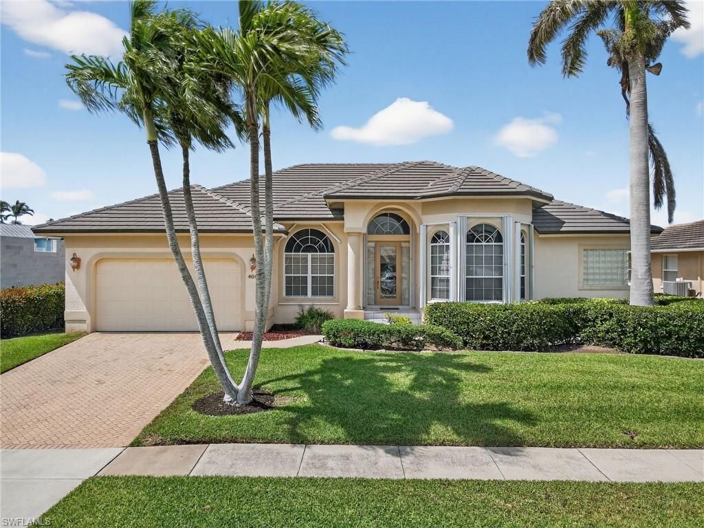 Photo of 400 Waterleaf CT, MARCO ISLAND, FL 34145 (MLS # 226014088)