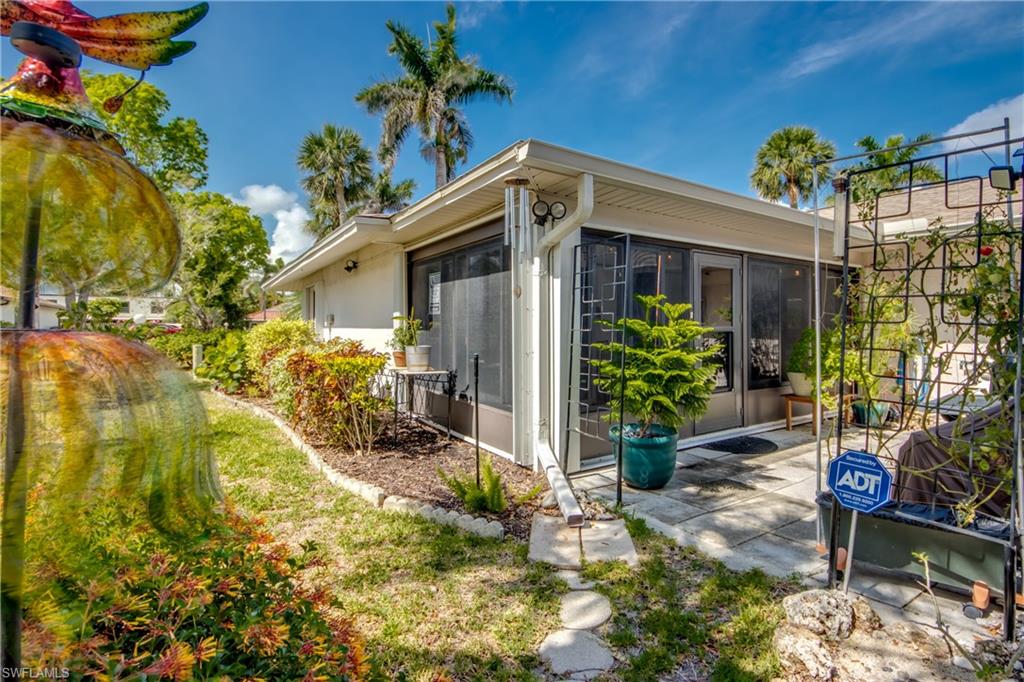 FLAMINGO VILLAGE - Residential