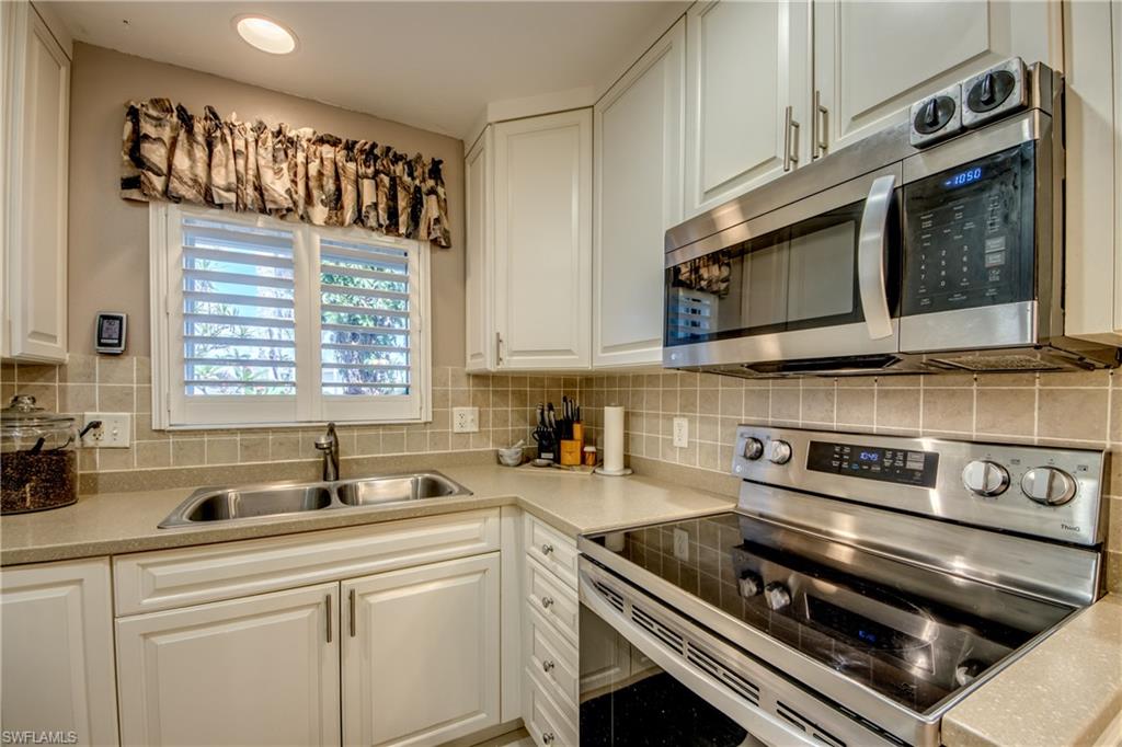 FLAMINGO VILLAGE - Residential