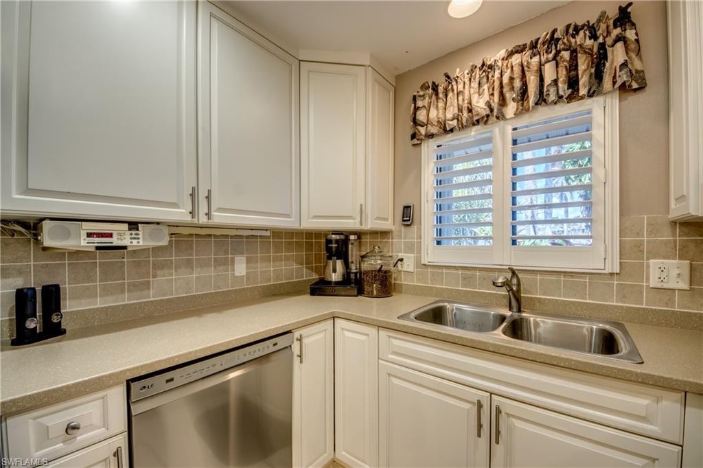 FLAMINGO VILLAGE - Residential