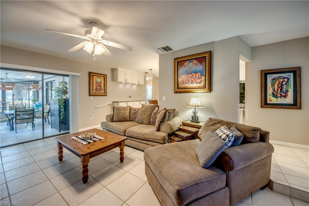 FLAMINGO VILLAGE - Residential