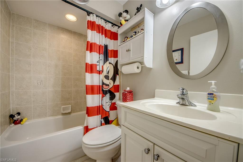 FLAMINGO VILLAGE - Residential