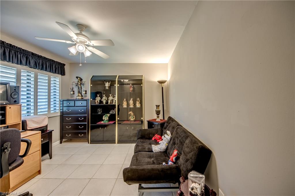 FLAMINGO VILLAGE - Residential