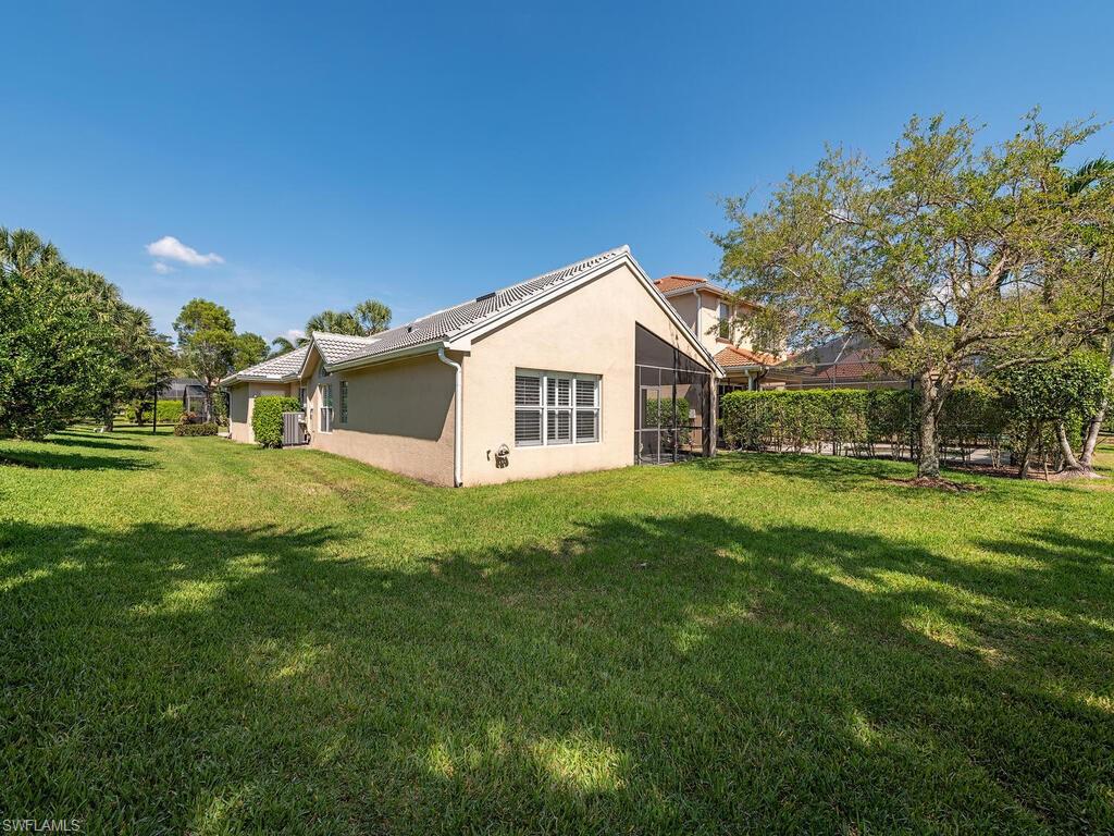 SATURNIA LAKES - Residential