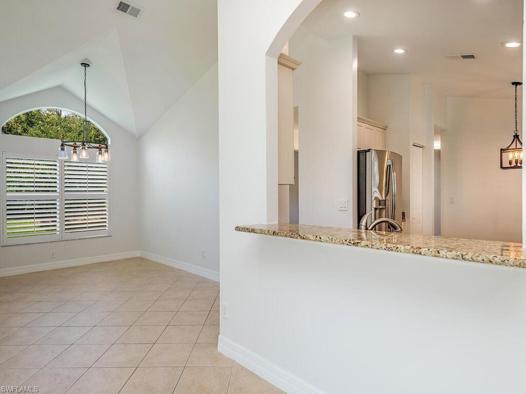 SATURNIA LAKES - Residential