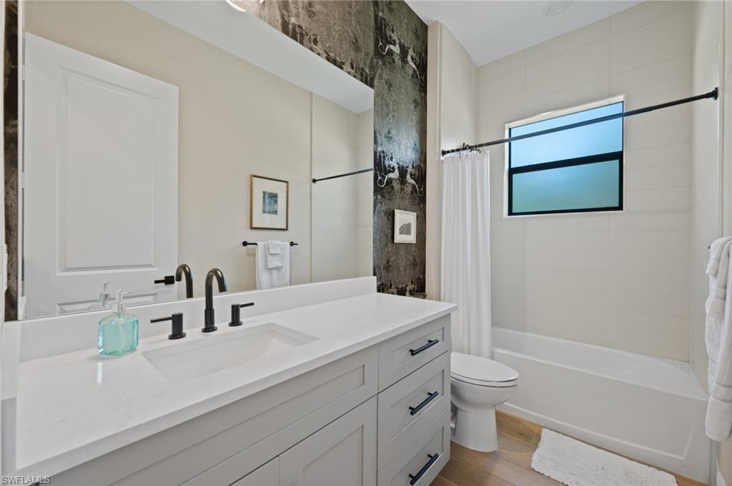 LOGAN WOODS - Residential